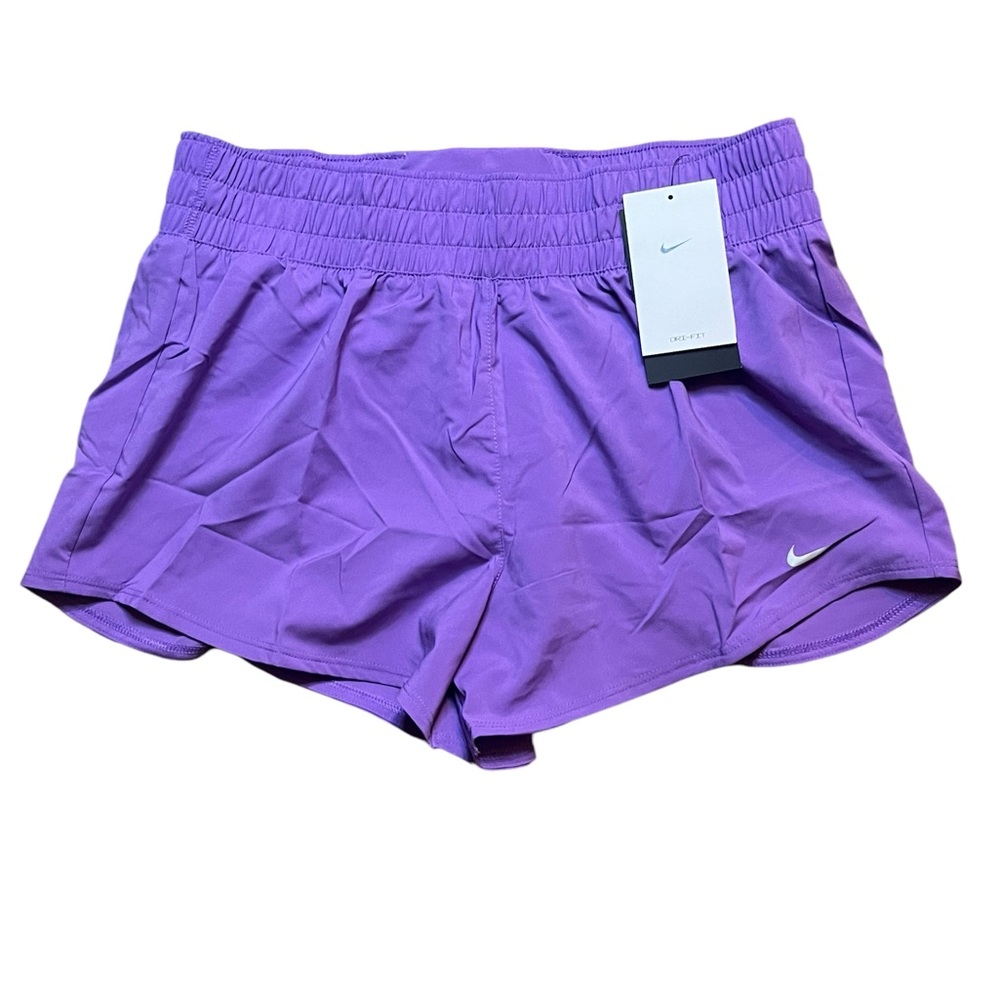 Nike One Women’s Purple Shorts with Back Pocket Medium